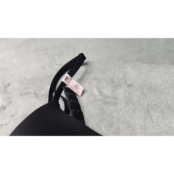 Victoria's Secret 32C Black Smooth Lightly Lined Plunge Demi Bra NWT - Picture 4 of 5